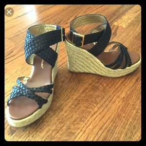 Black braid sandals